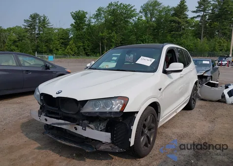 2014 BMW X3 xDrive28I z USA, uszkodzony, nr VIN 5UXWX9C56E0D30154